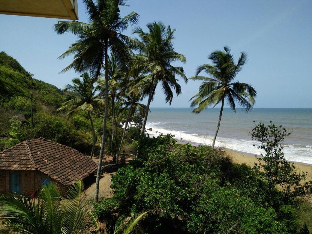 Saguntara Beach Homestay Vengurla Phòng bức ảnh